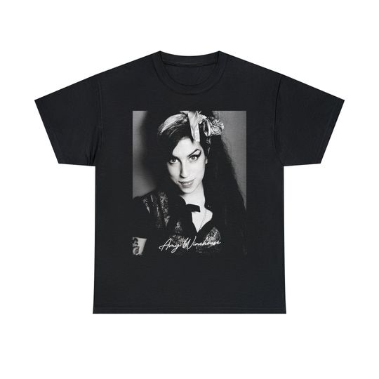 Amy Winehouse Vintage Retro T-Shirt