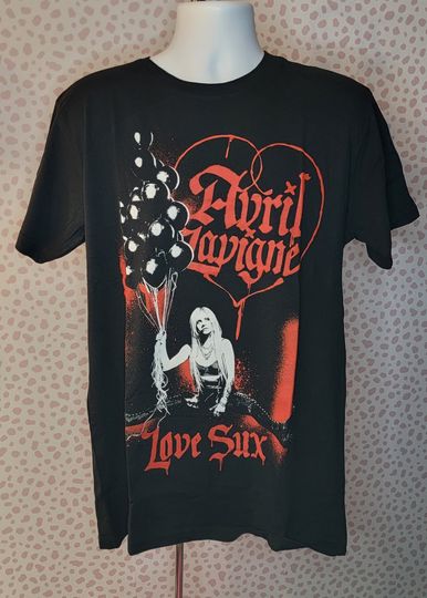Avril Lavigne Love Sux Band Tee, Men's Size Tee