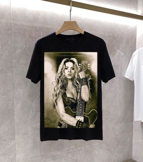 Discover EVENESCENCE American Rock Band T-Shirt