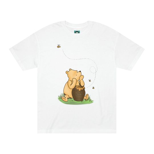 Discover Classic Winnie the Pooh Illustration Unisex T-Shirt