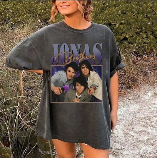 Jonas Brothers Vintage Shirt/ Jonas Five Albums One Night Tour Shirt