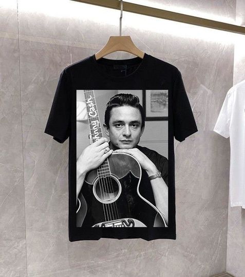 JOHNNY CASH T Shirt Tee Tshirt Shirt 1980s Rock Vintage