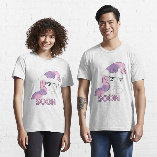 Discover Mischievous Sweetie Belle Version 1  Essential T-Shirt
