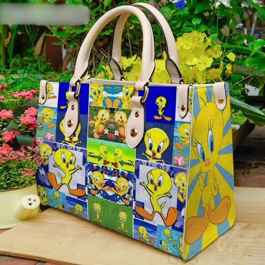 Tweety Bird Vintage Leather Handbag, Tweety Bird Leather Bag, Tweety Bird Top Handle Bag, Vintage HandBag, Crossbody Bag, Shoulder Bag