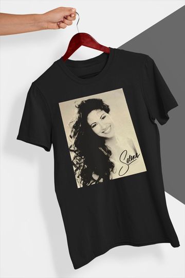Discover Selena Quintanilla Gift T Shirt