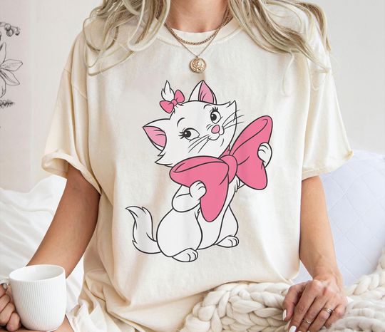 Smiling Cute Marie Cat Portrait Shirt, The Aristocats T-shirt, Lady Cat Tee, Disney Family Vacation, Disneyland Trip