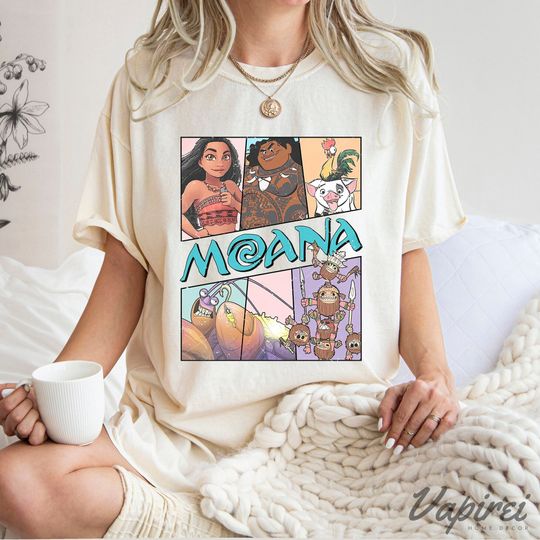 Comfort Colors Vintage Disney Moana Shirt, Hei Hei and Pua Floral Sweater, Moana Princess Shirt, WDW Magic Kingdom Shirts, Disneyland Shirt