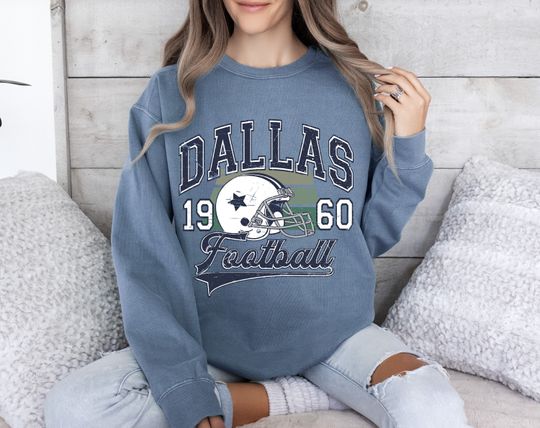 Vintage Cowboys Football Sweatshirt, Shirt Retro Style 90s Vintage Unisex Crewneck, Graphic Tee Gift For Football Fan, Dallas Cowboys Gifts