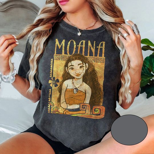 Retro Disney Moana Pua Pig Portrait Mineral Wash T-shirt