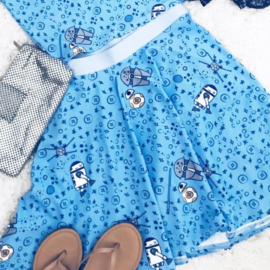 Star Wars Skater's Skirt Droids R2D2 and BB8 Star Wars Galaxy's Edge Disney Skirt