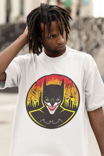 Unisex Vintage 90s T-Shirt -Purple Clown King Shirt,Super Hero Movie Shirt,Dc Comics Shirt, Shirt,Hero Shirt,Comic Art Book Retro