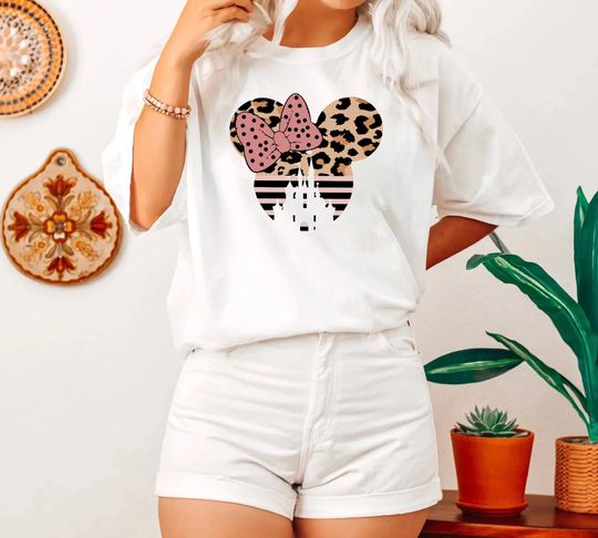 Minnie Mouse T-Shirt, Disneyworld Tshirt, Animal shirt, Minnie Ear Shirt , Leopard Cheetah print Shirt, Disney Shirt, Disney Ear Hoodie