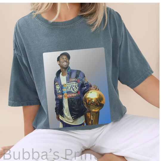 Kobe Bryant Fade to Blue Vintage Unisex T-shirt