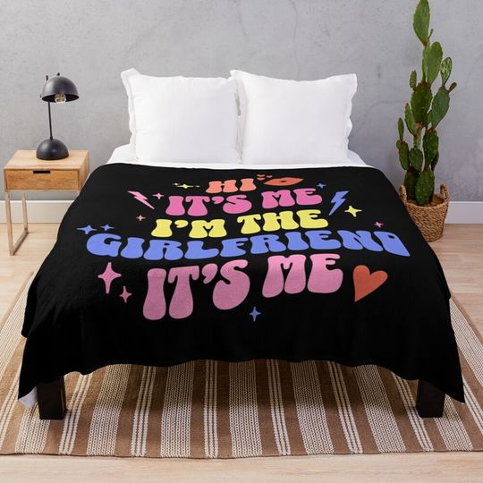 Discover Retro Taylor Version Couple Funny Couple I'm The Girlfriend Announcement II Throw Blanket