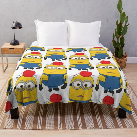 Minion with an apple Cartoon Throw Blanket, Comfortable Blanket for Men, Women, Kids, Home Decor Gift Ideas