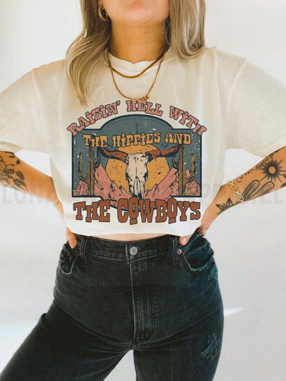 Hippies and Cowboys Tee Comfort Colors Tshirt, Grunge Retro Western Graphic Tee Oversize Long Live Cowgirls Tshirt, Dress Country Music Wild West T