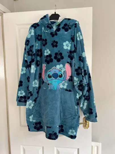 DISNEY Lilo and STITCH Oversized Blanket Hoodie, Blanket with Sleeves Winter Pullover Fleece, Wearable Blanket Hoodie for adults kids babys
