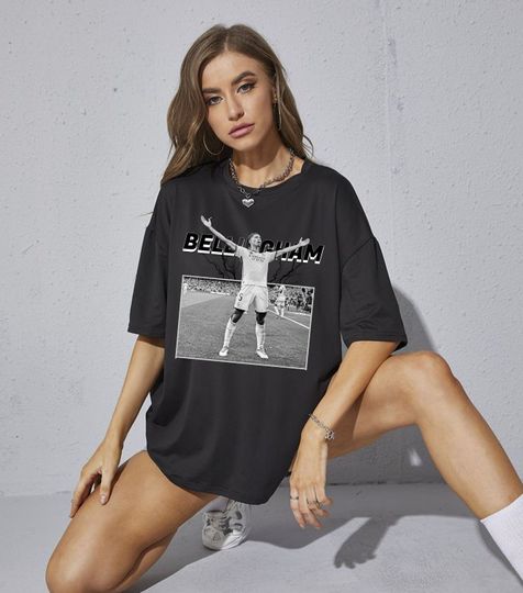 Limited Jude Bellingham 90s Style Vintage Tee Graphic T-shirt, Sport Cotton Short Sleeve Shirt, Unisex Summer Casual Shirt