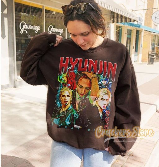 Vintage Hyunjin Stray Kids Sweatshirt. Hyunjin Retro Shirt. Hyunjin 5 Star Shirt. Stray Kids 5 Star Shirt. Felix Shirt