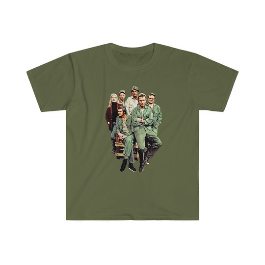 M*A*S*H Shirt | Mash 4077th tv Division Vintage Style Distressed Sitcom T-shirt | Cotton Short Sleeve Shirt | 80s Movie Shirt