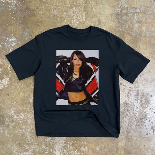 90's Hip Hop Graphic T-shirt - Aaliyah T-shirt - Unisex - Classic Fit - Crewneck Tee - Vintage Style - Rapper Tee - Merch