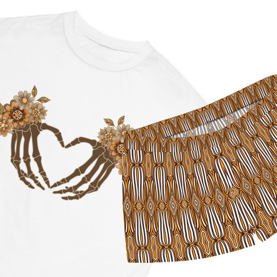 Skeleton Hands Heart Women's Short Pajamas Set, Boho Skeleton Hands Flowers PJs, Retro Hippie PJ Shorts, Teen PJs, Summer PJs, Slumber Party