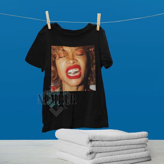 Erykah Badu Cotton Short Sleeve Tee | Celebrity Shirt | Comfortable Shirt For Men Women | All Size Available