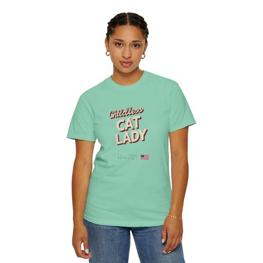 Childless Cat Lady Unisex T-shirt - Cat Lovers for Kamala Tshirt