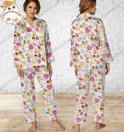 Tweety Bird Pajamas Set, Tweety Bird Pyjamas Set, Holiday Pajamas, Pajamas Pants, Women Pajamas, Sleepwear Pajama, Custom Sleepwear