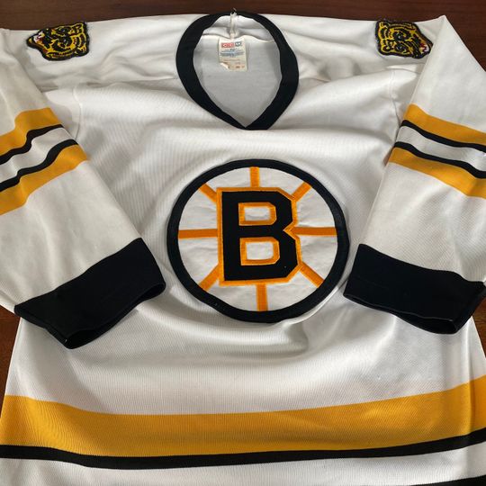 Vintage Boston Bruins Pooh Bear CCM Hockey Jersey