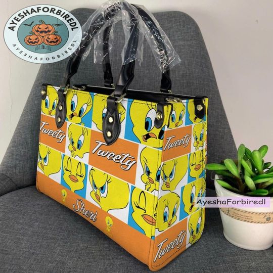 Tweety Bird Handbag, Tweety Bird Leather Bag, Tweety Bird Shoulder Bag, Crossbody Bag, Top Handle Bag, Vintage Bag