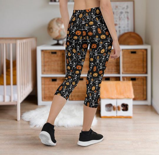 Capri skeleton leggings as Halloween costume or pumpkin pants woman