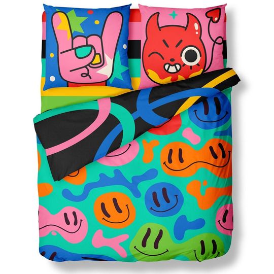 Helen George Smiley Face Duvet Cover Set