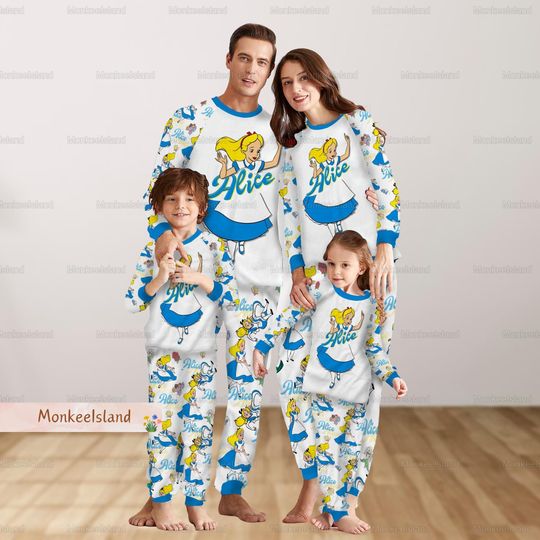 Disney Family Matching Pajamas, Alice In Wonderland Holiday Pajamas, Disney Princess Matching Outfits, Disneyland Pajamas Set