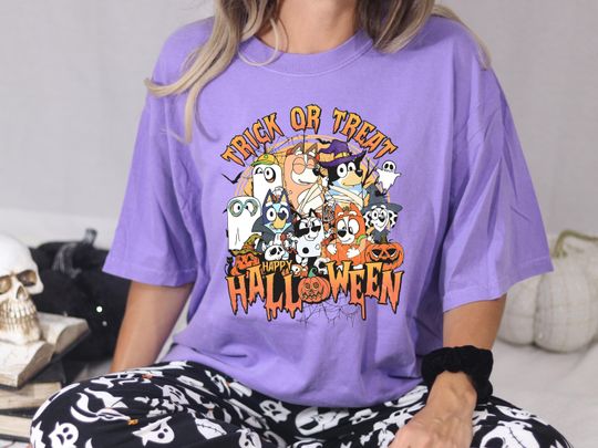 Discover BlueyDad Halloween Trick or Treat, Retro Spooky Halloween Sweatshirt, Vintage Pumpkin Witch, Family Matching Tee, Halloween Party Shirt, S004
