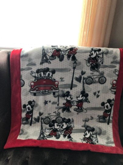 Discover Disney's Mickey and Minnie soft fleece blanket
