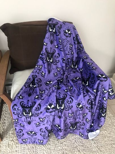 Discover Disney's Haunted Mansion Fleece Throw Banket