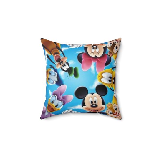 Mickey Mouse, Minnie Mouse, Donald Duck, Daisy Duck, Pluto, Goofy