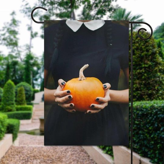 Discover Vintage Witch Holding Pumpkin Halloween Garden Flag - Spooky Fall Outdoor Decor