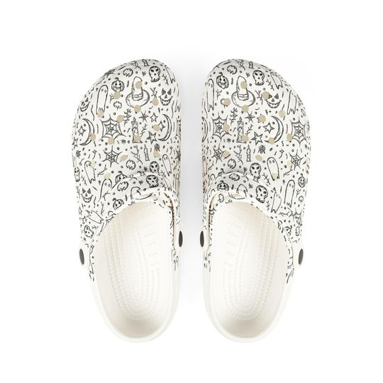 Discover Creepy Halloween Crocs