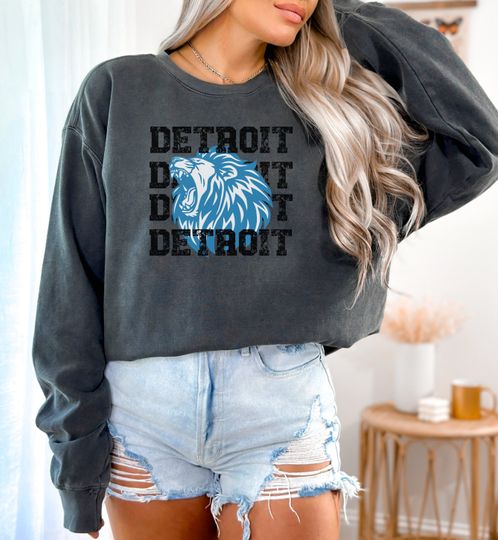 Detroit Lions Crewneck - Comfort Colors - Oversized Detroit Lions Sweatshirt - Detroit Lions Football Shirt - Lions Fan Gift