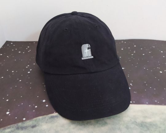 Grave with spider | Machine embroidery | Adjustable baseball cap