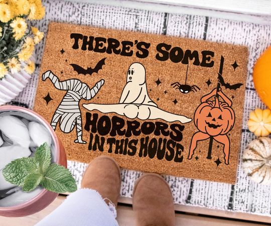 There's Some Horrors In This House Doormat, Funny Ghost Pumpkin Door Mat, Halloween Welcome Mat, Spooky Season Halloween Front Door Mat