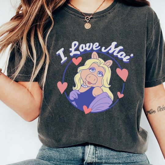 Muppets Miss Piggy I Love Moi Unisex T-shirt, Funny Graphic Tee, Family Shirt, Family Matching Tee, Magic Kingdom Shirt