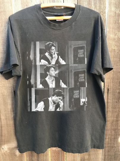 Discover Retro Chand.ler 90s Shirt, Chand.ler Bing graphic Shirt, Sweatshirt, Chand.ler Unisex Shirt, Men Gift for men women Comfort color