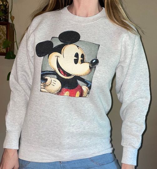 Discover vtg 80s gray heathered preppy disney sweatshirt classic retro mickey mouse