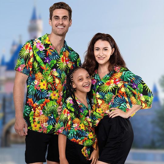 Discover Tiger Summer Beach Trip Family Hawaiian Shirt, Jungle Summer Vacation Group Matching