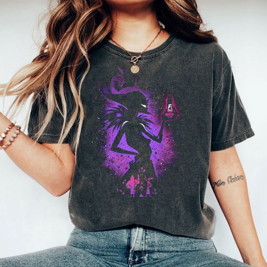 Discover Retro Villains Yzma Disney Emperor'S New Groove Portrait Shirt, Yzma Llama Poison T-shirt