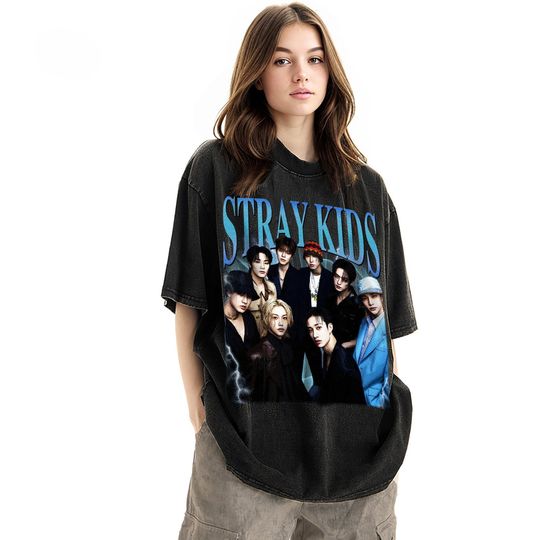 Limited Stray Kids Vintage Unisex Shirt, Singer Homage tee, 90s retro design graphic T-Shirt: Ideal Gift for Him and Her