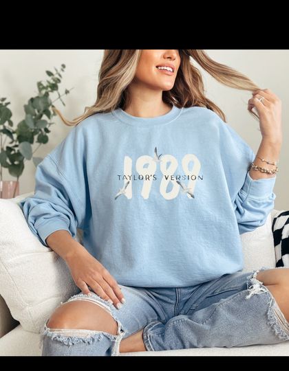 T Swift 1989 Sweatshirt - Light Blue Sweatshirt 1989